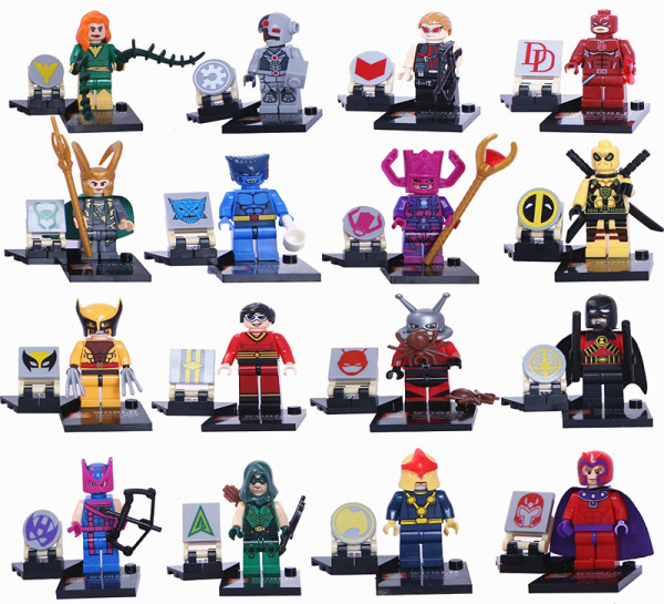 mini super hero figures